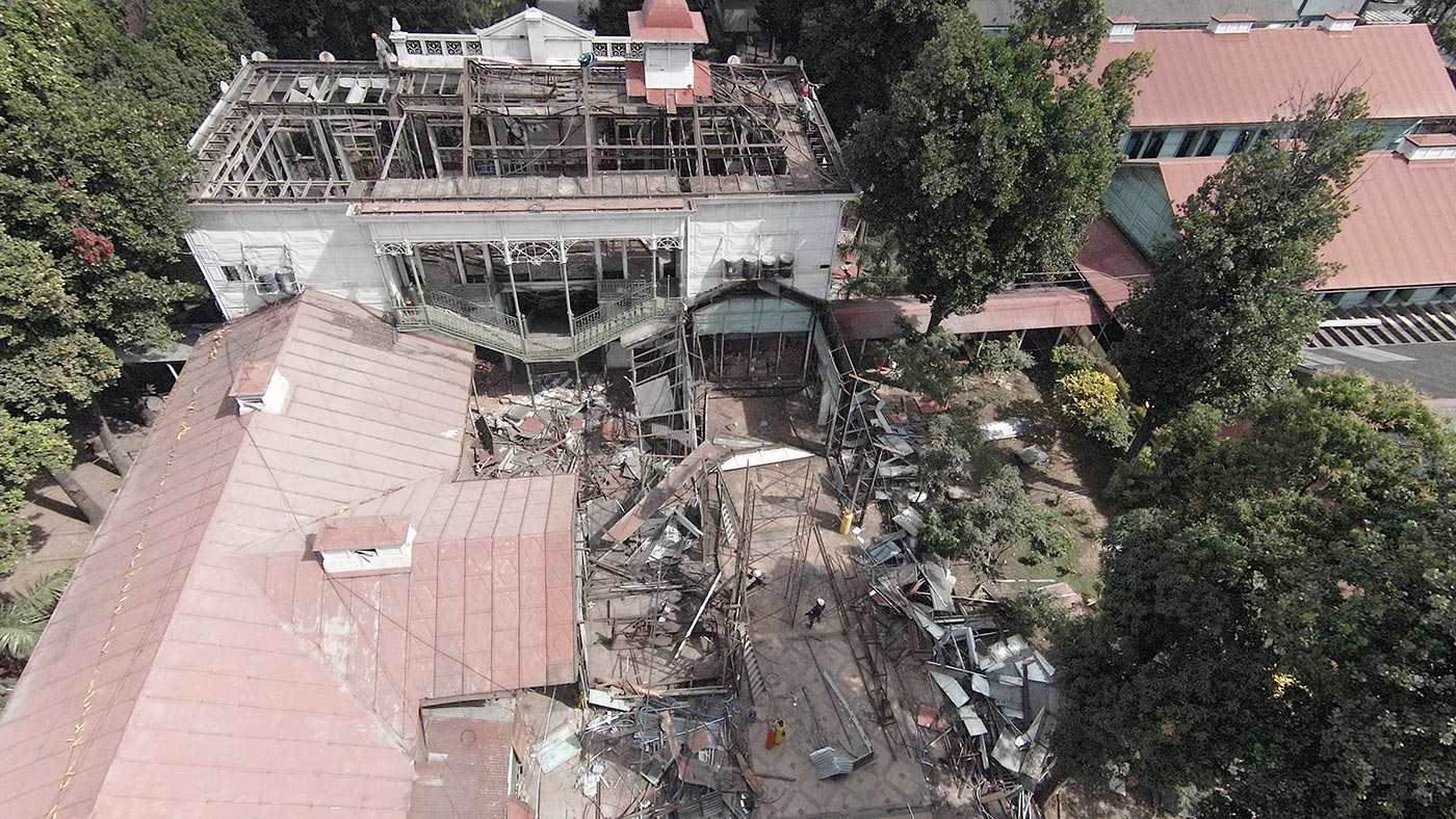 Border Crossings Fall From Record Highs But Remains